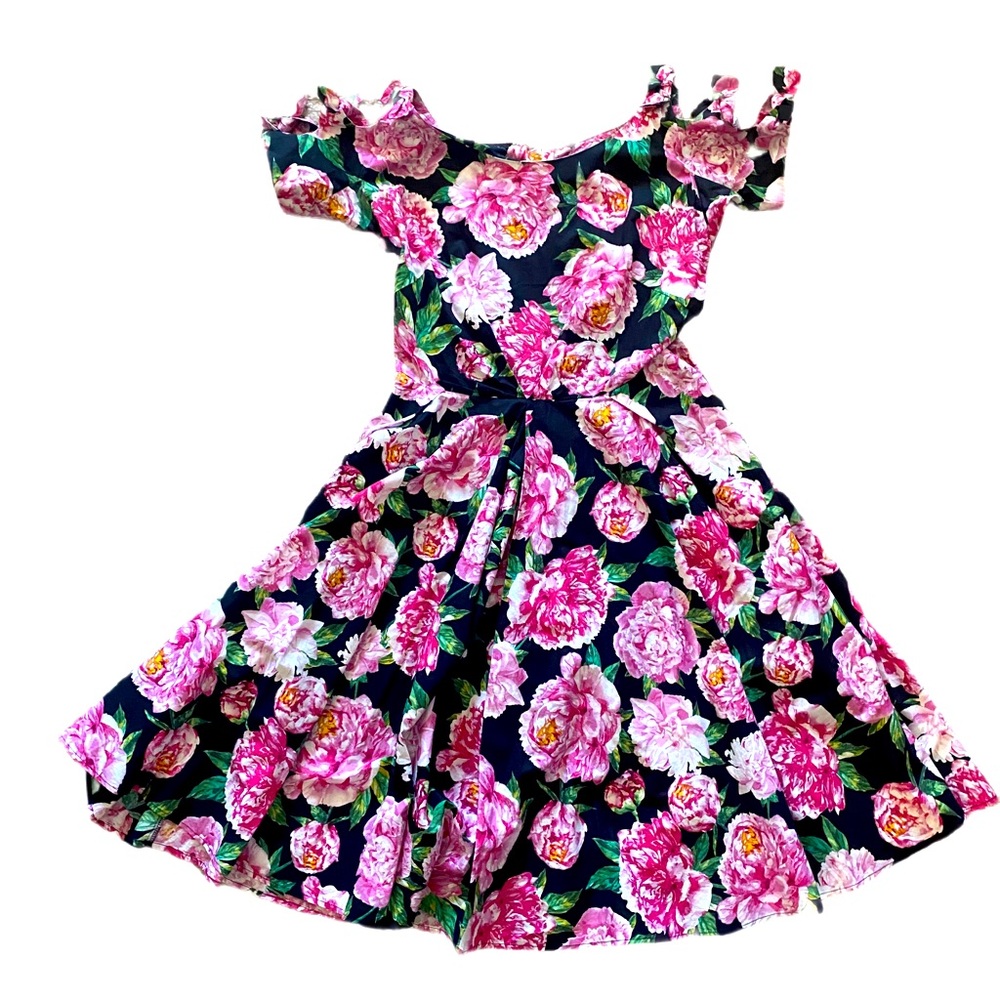 Unique Vintage Bowed Shoulder Fit & Flare Swing Dress Black W/Roses Size L EUC - Picture 2 of 6